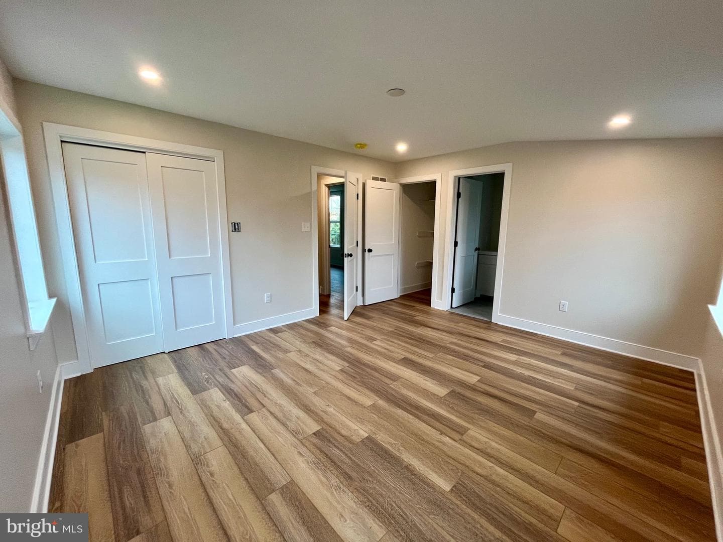 135 Center Hill Road photo 18
