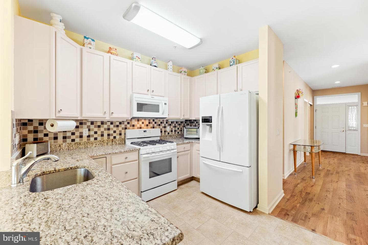 407 Maryjoe Way photo 15
