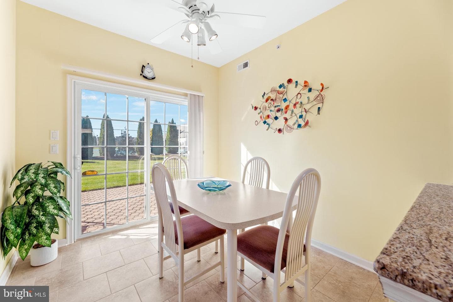 407 Maryjoe Way photo 16