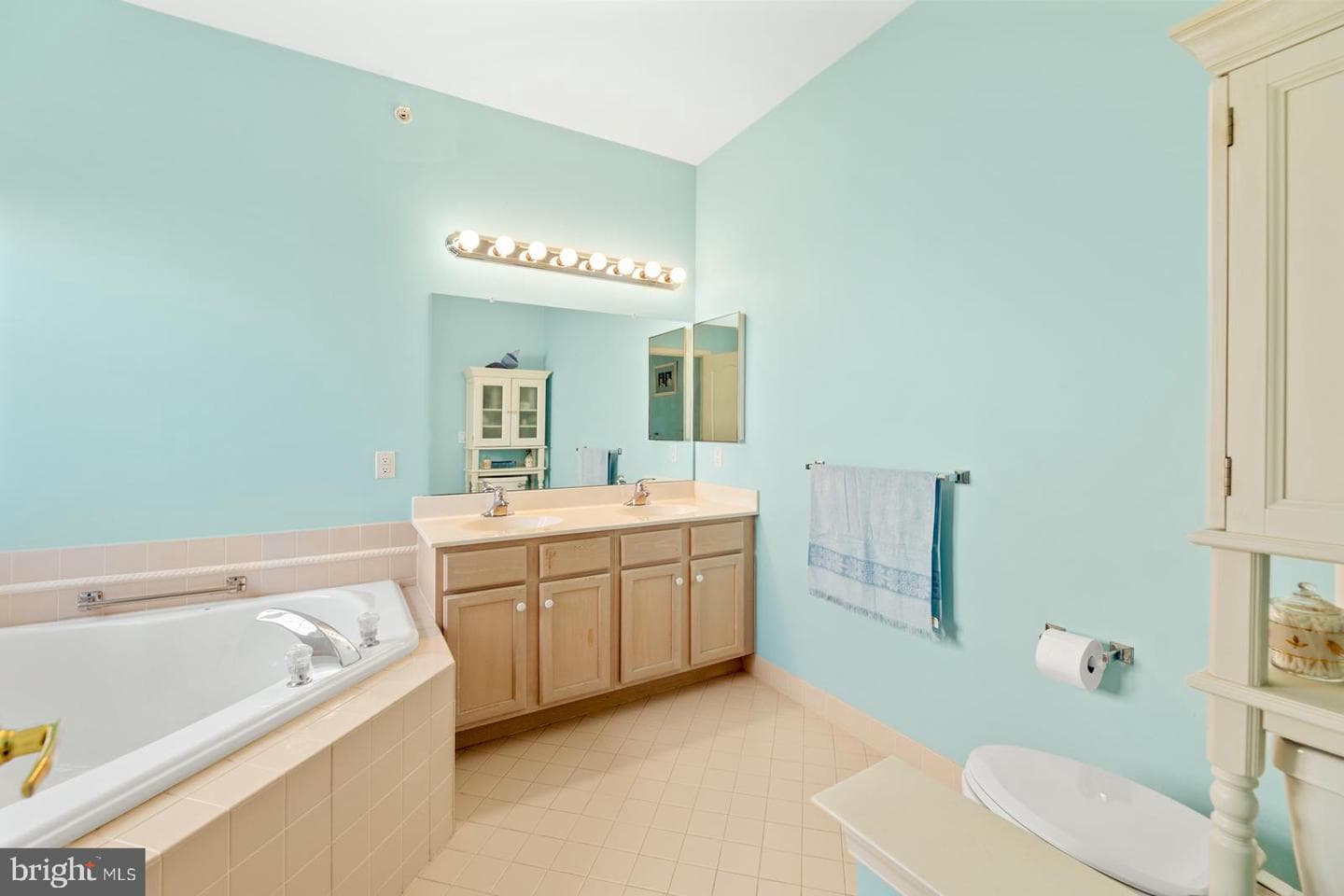 407 Maryjoe Way photo 20