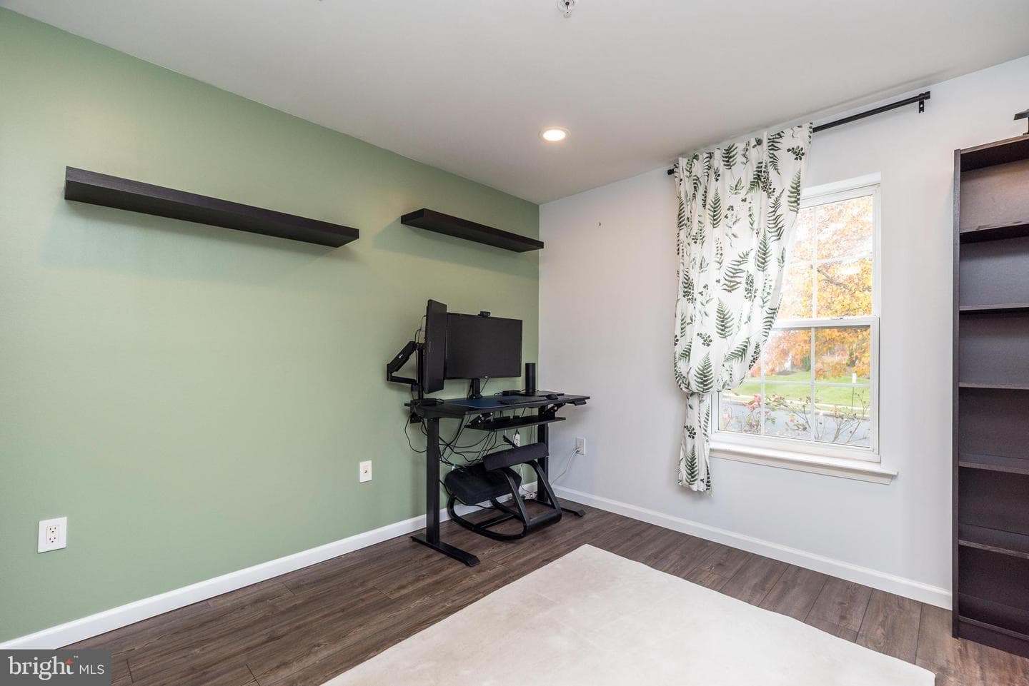 203 Hampshire Drive photo 21
