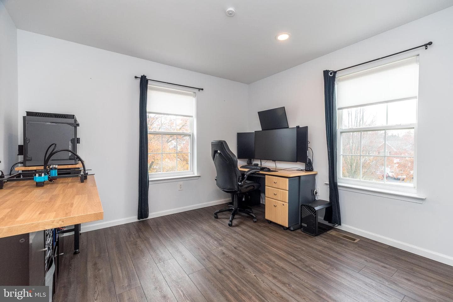 203 Hampshire Drive photo 42