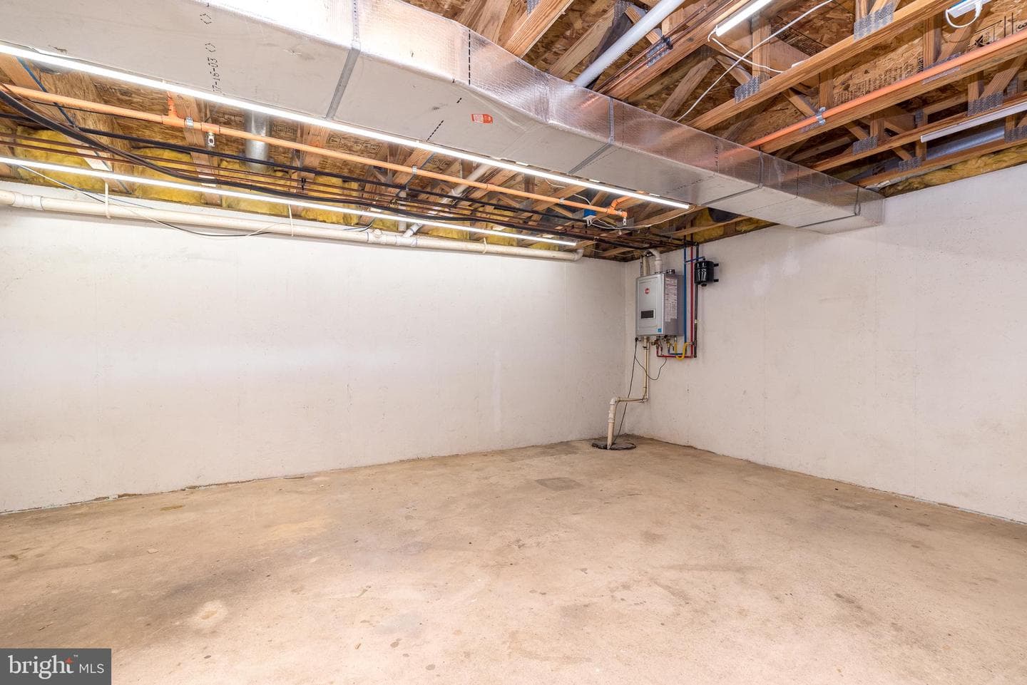 203 Hampshire Drive photo 44