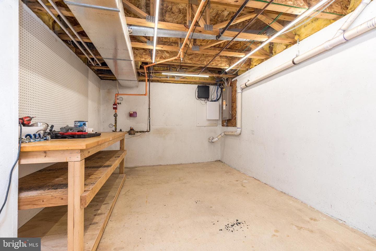 203 Hampshire Drive photo 45