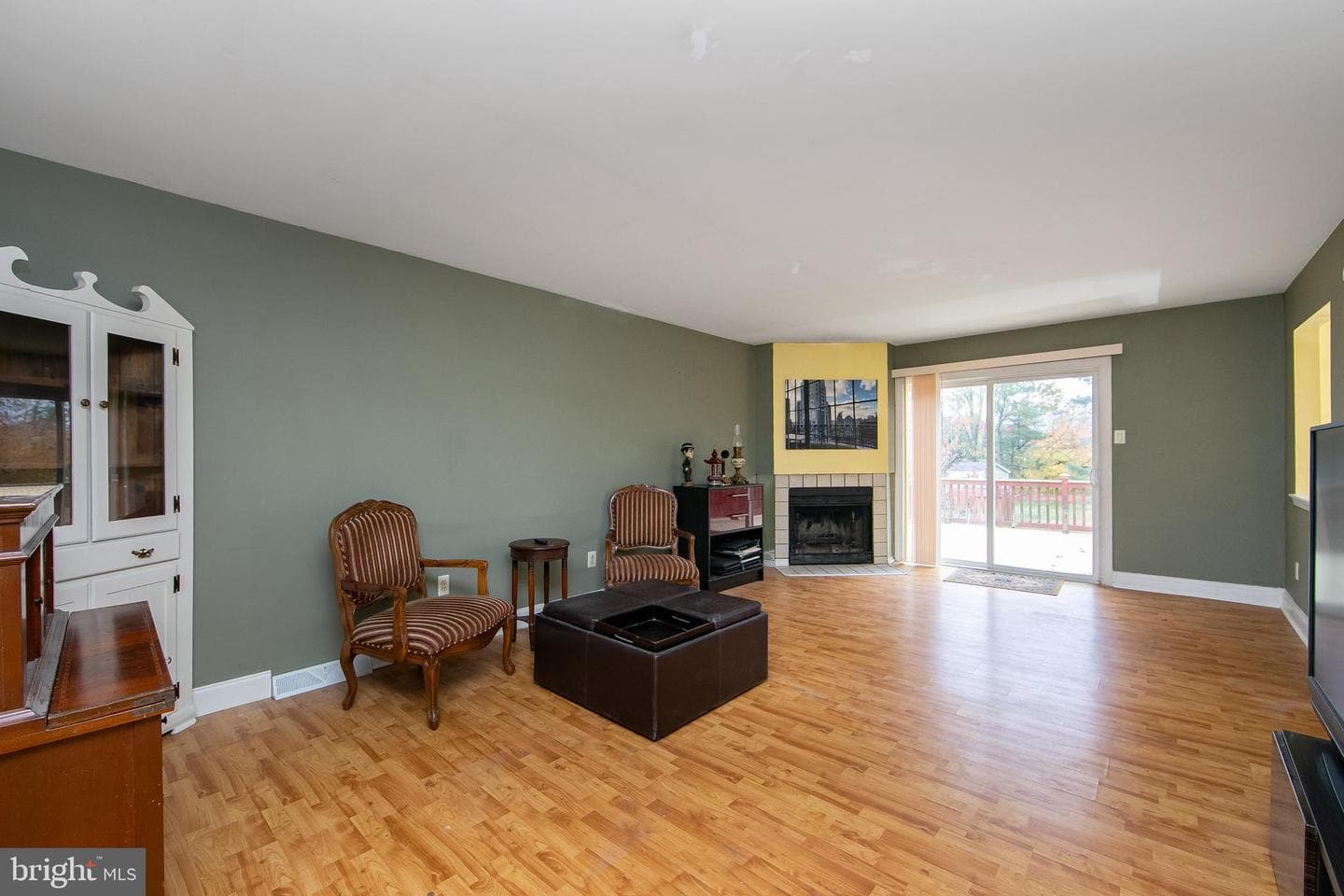 180 Independence Drive photo 19