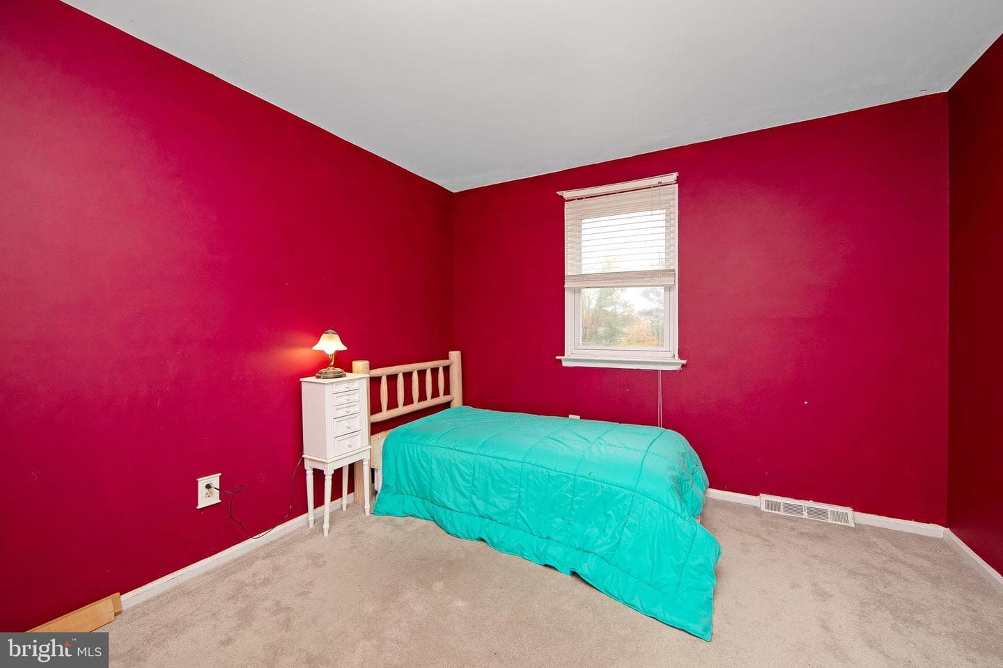 180 Independence Drive photo 31