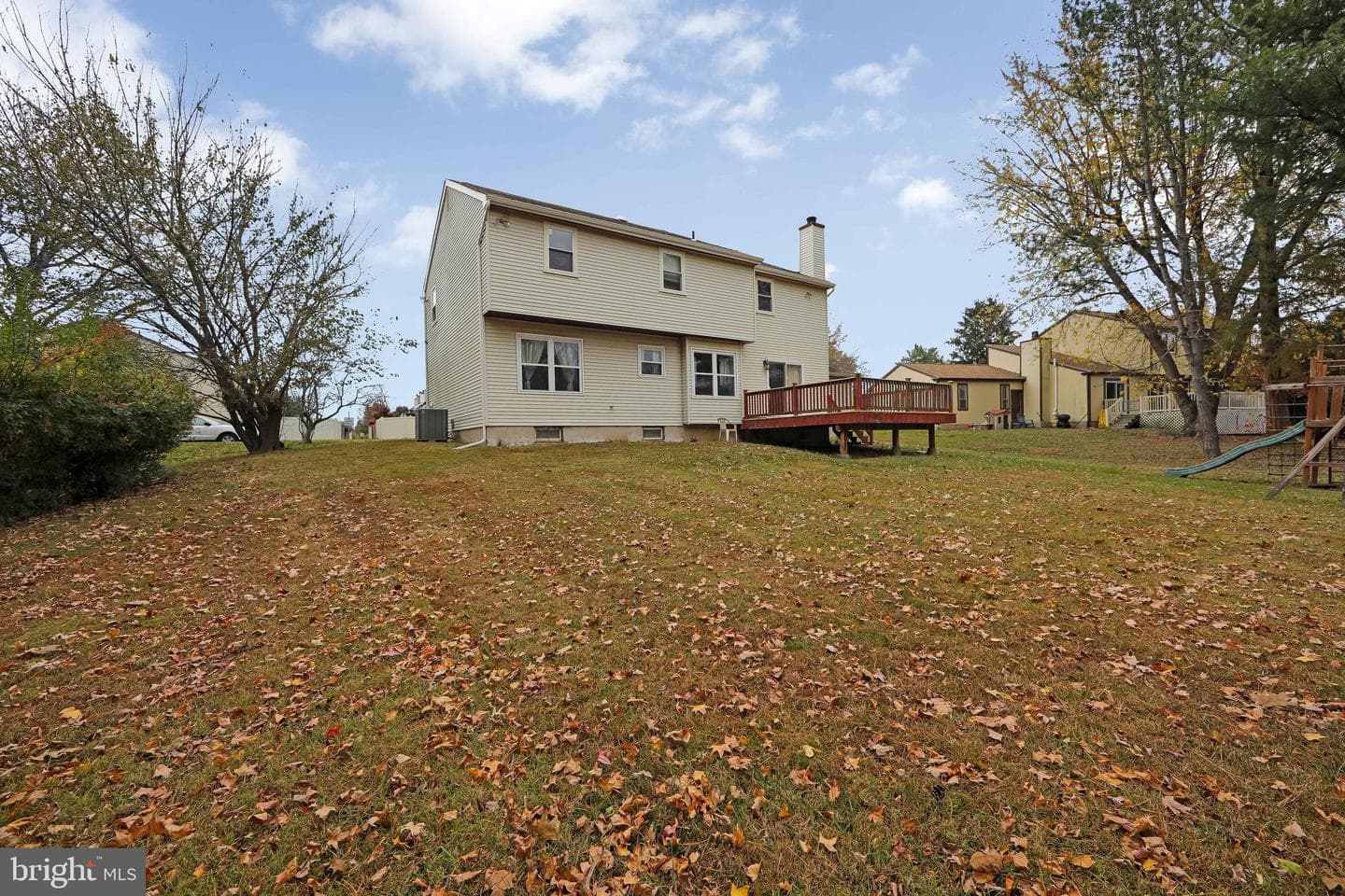 180 Independence Drive photo 34