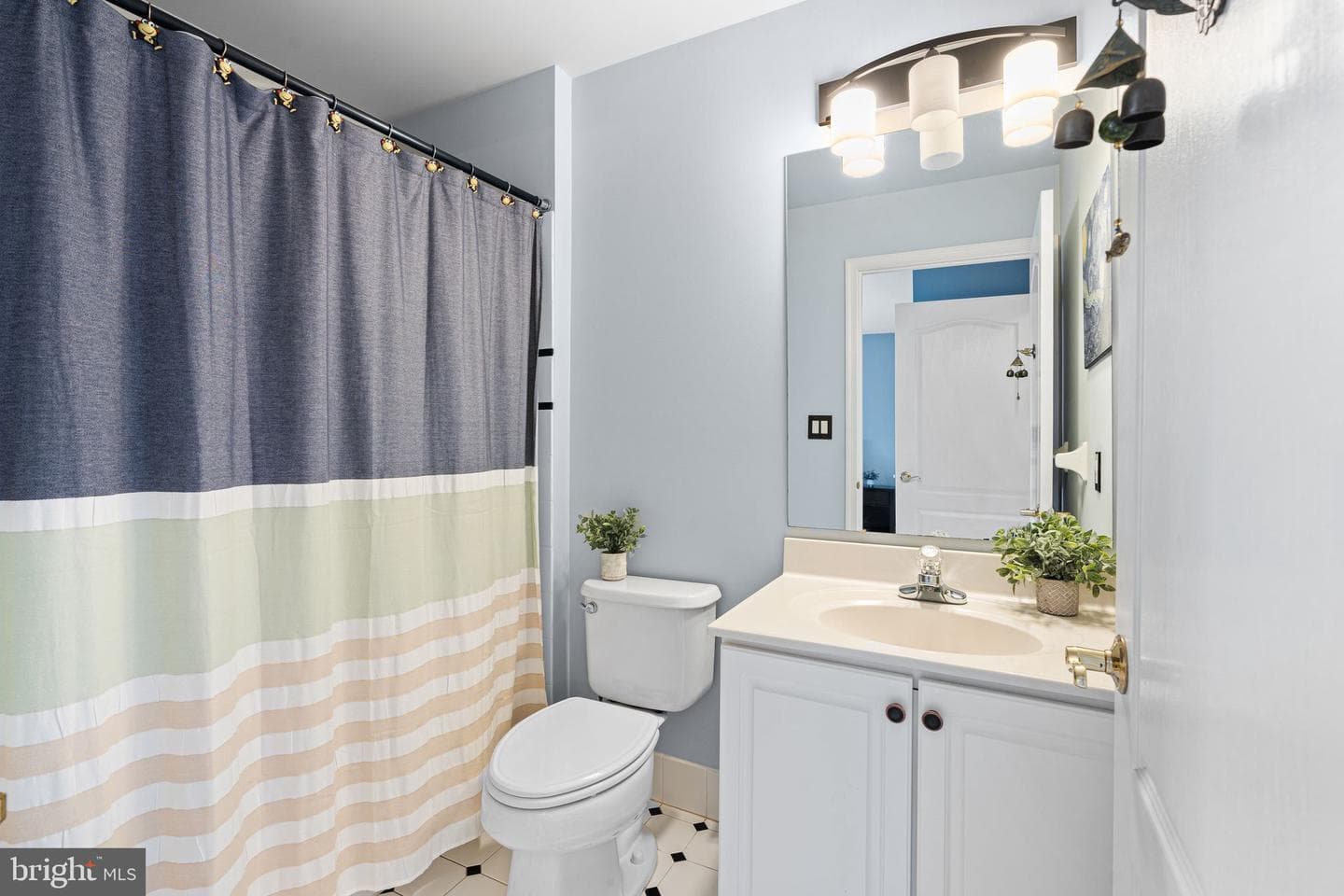 63 Woodside Lane photo 44