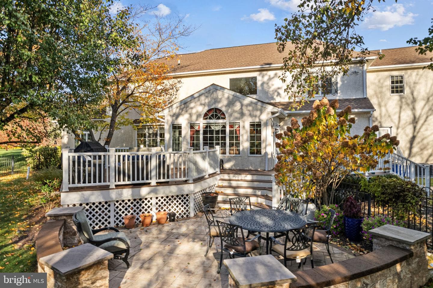 63 Woodside Lane photo 6