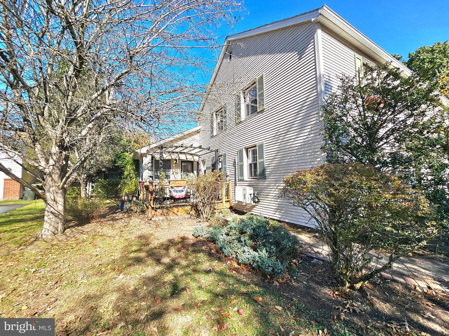 243 Linden Lane photo 35