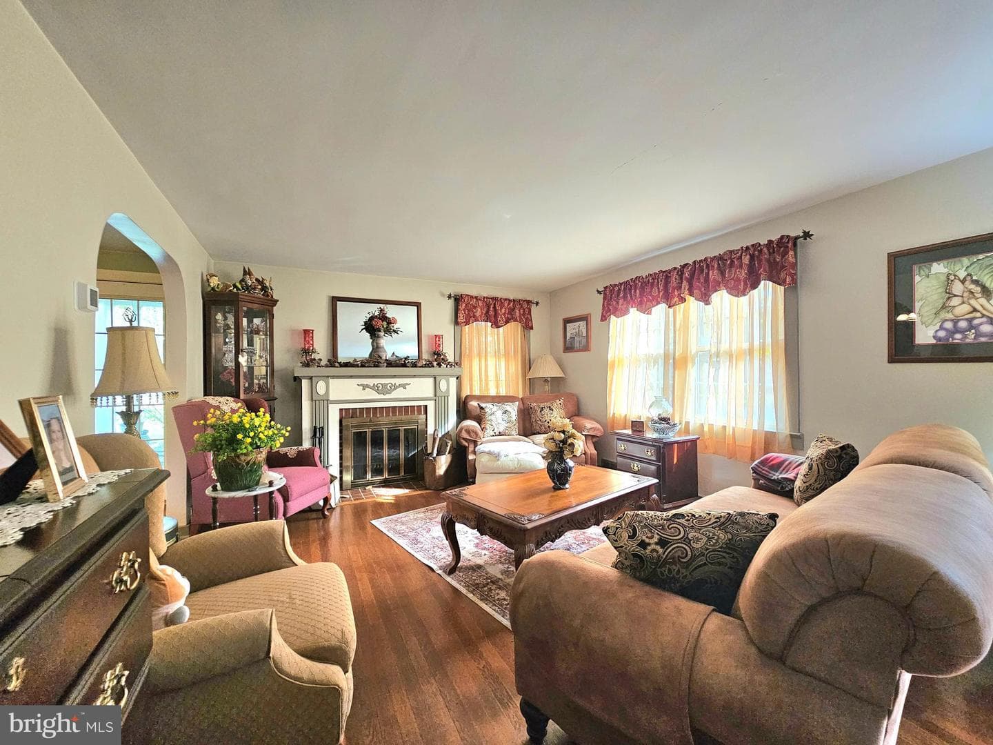 243 Linden Lane photo 4