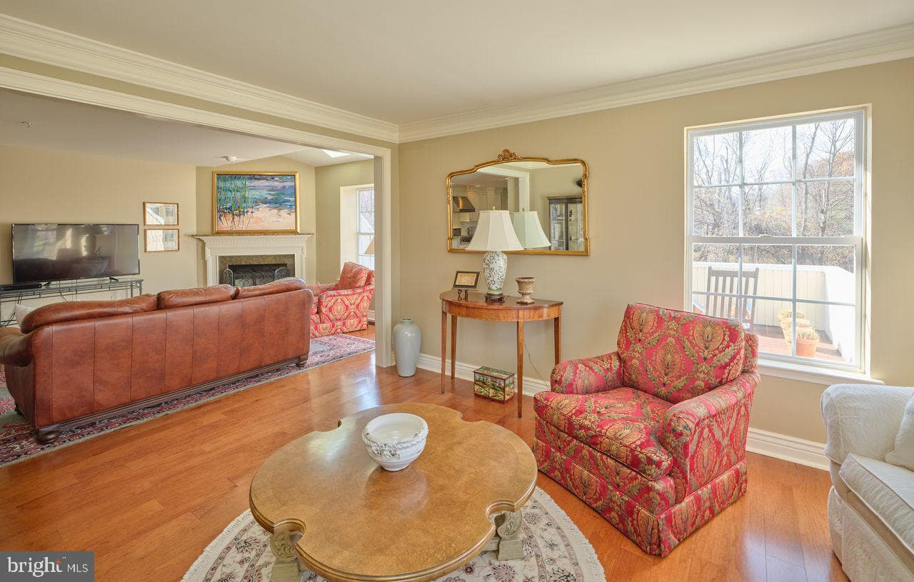 869 Breckinridge Court #125 photo 6