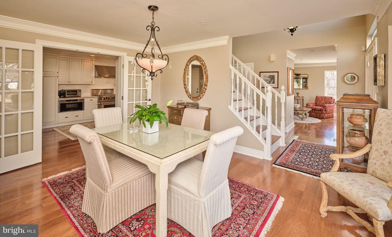 869 Breckinridge Court #125 photo 9