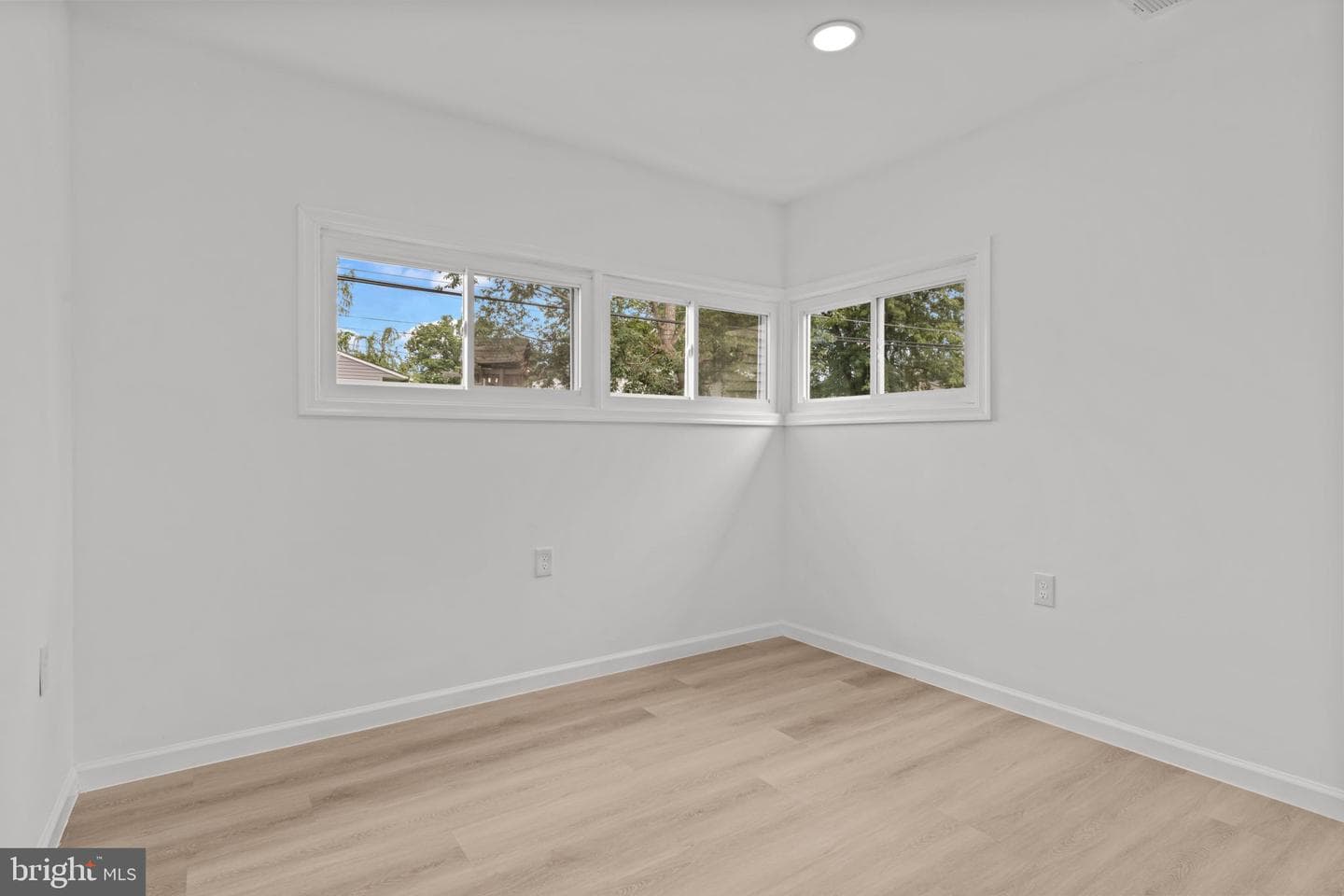 35 Thimbleberry Lane photo 27