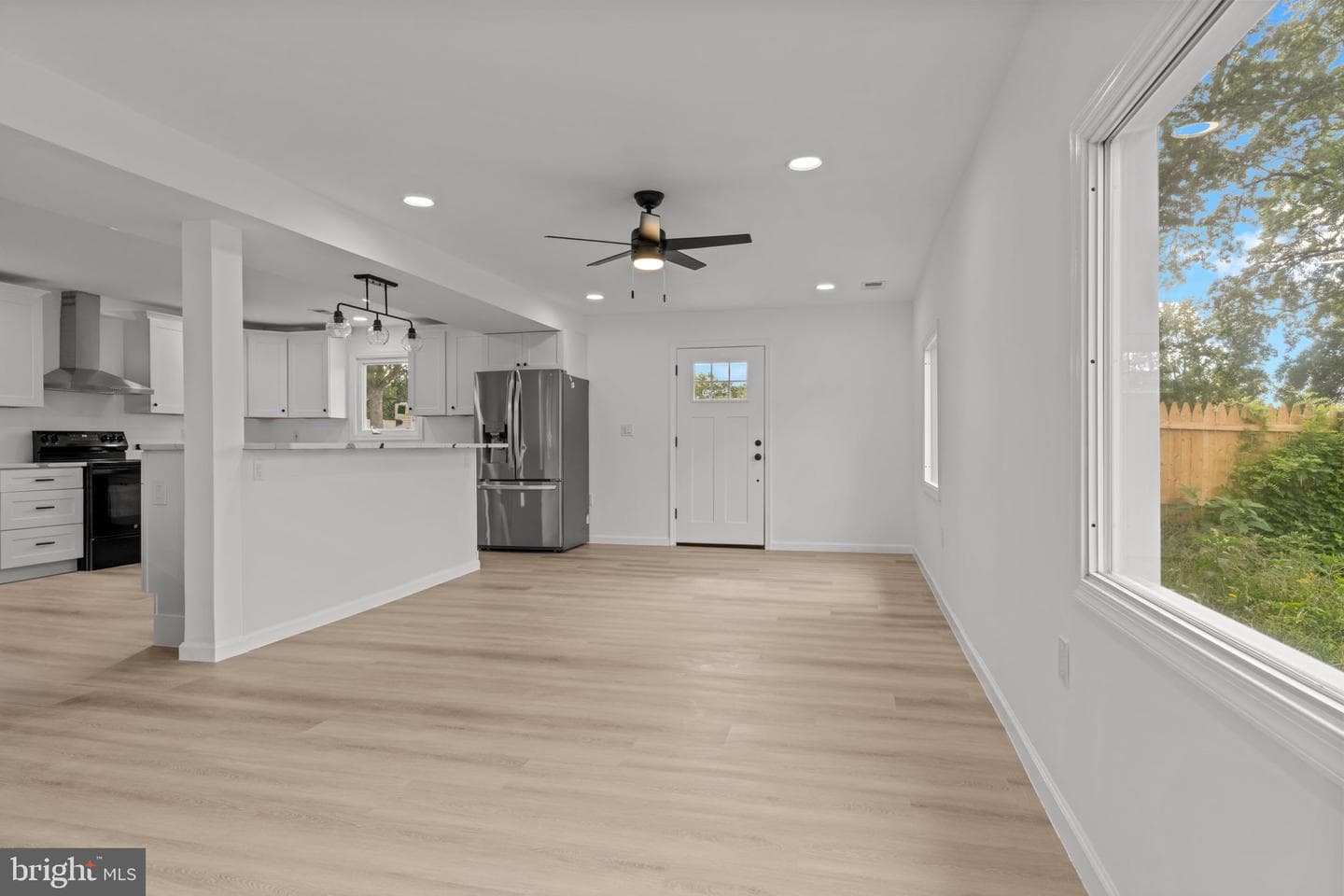 35 Thimbleberry Lane photo 8