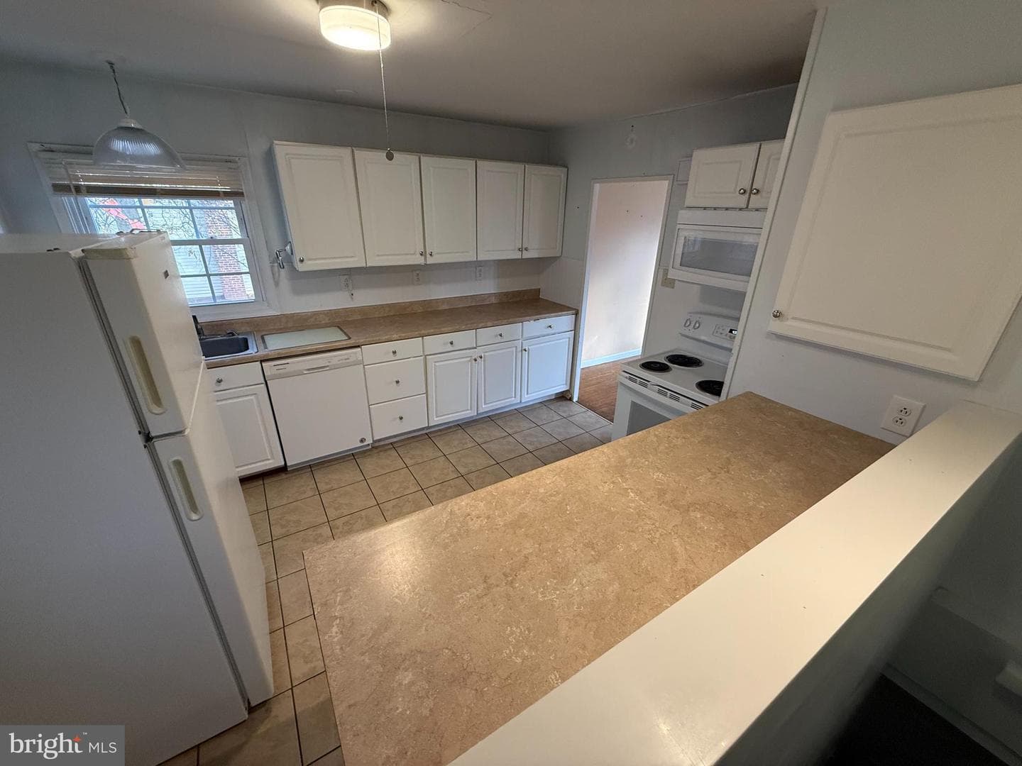 435 Temple Road photo 10
