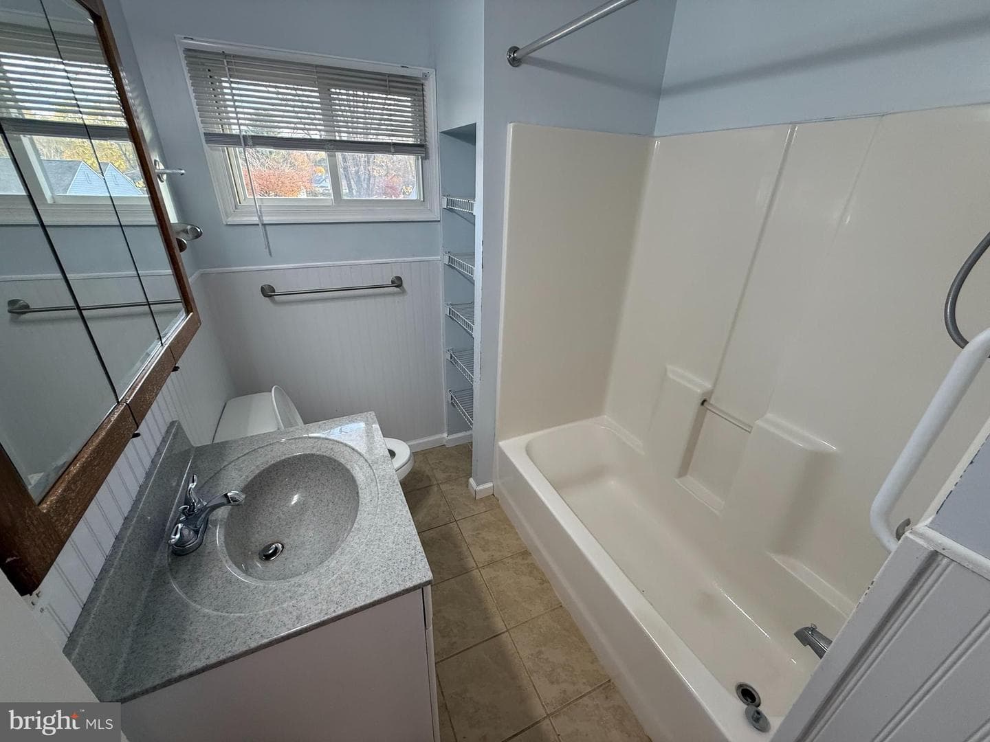 435 Temple Road photo 20