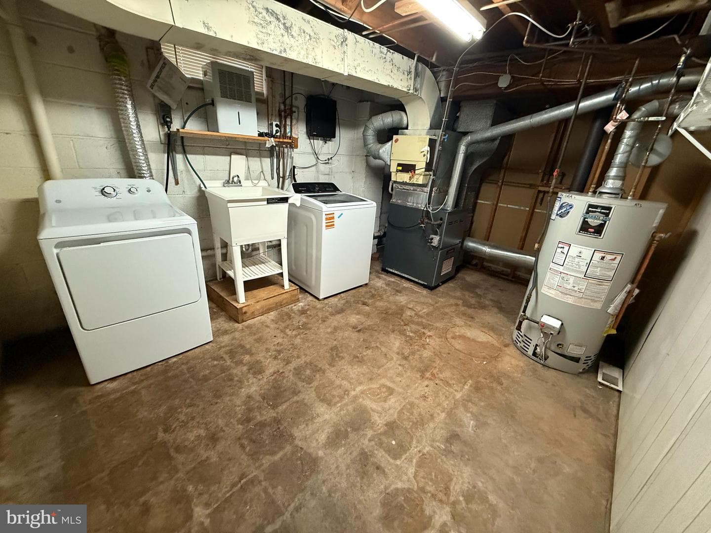 435 Temple Road photo 27