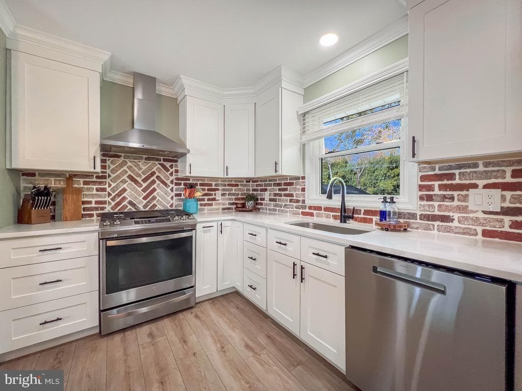 601 Austin Drive photo 3