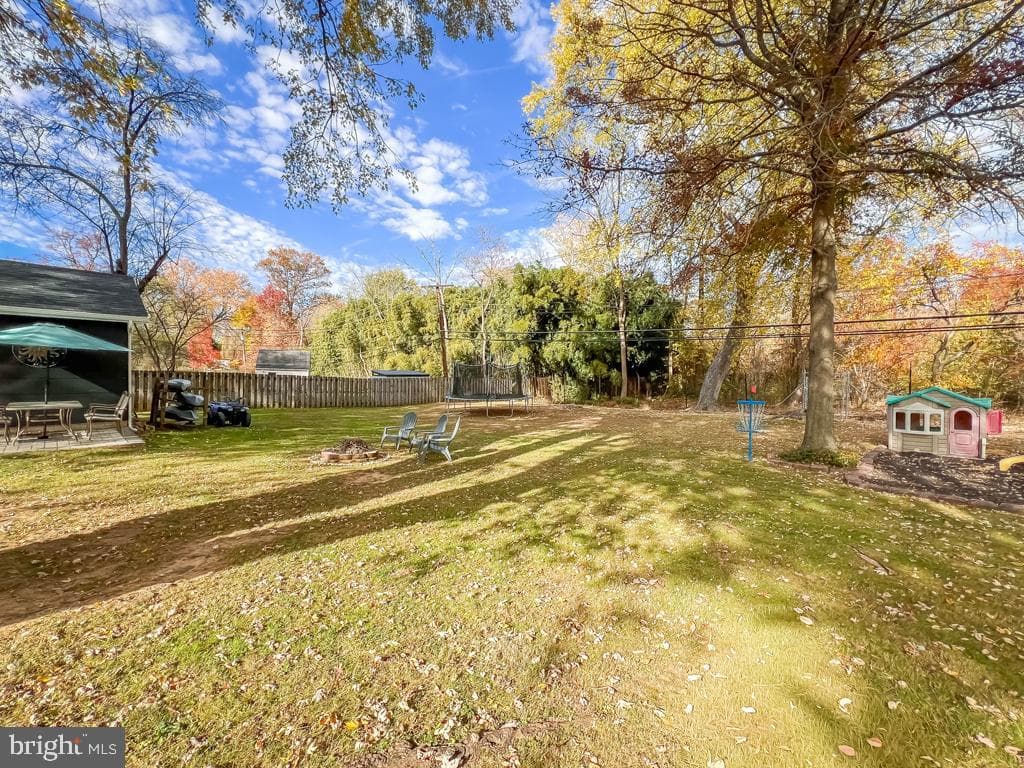 601 Austin Drive photo 37