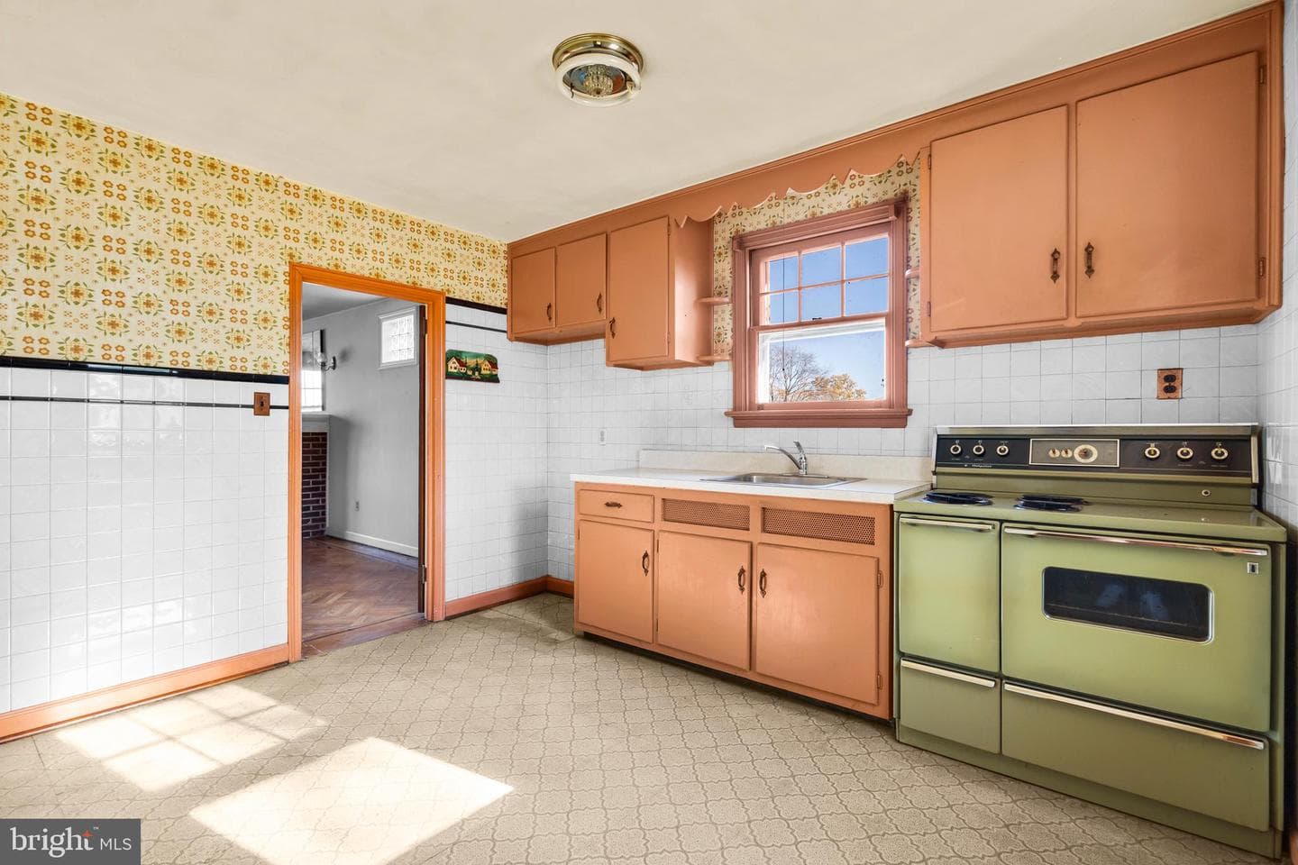 39 Woodbine Avenue photo 14