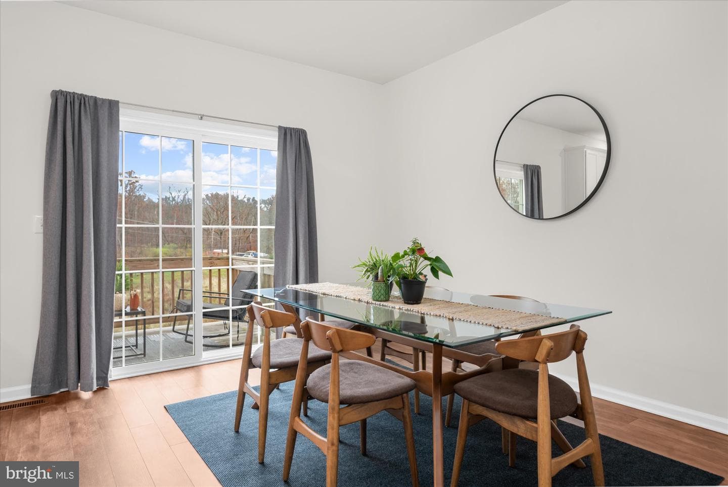 105 Edgewater Court photo 13