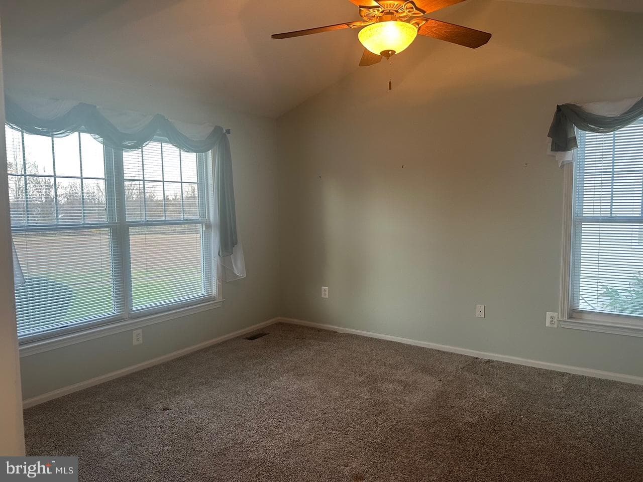 146 Grandview Drive photo 9