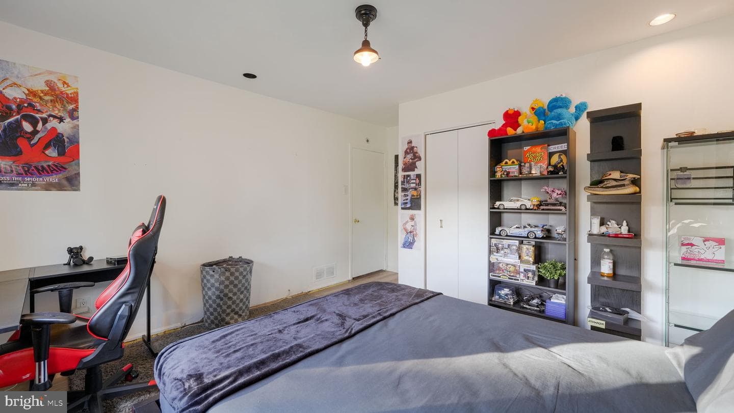 28 Peter Drive photo 32