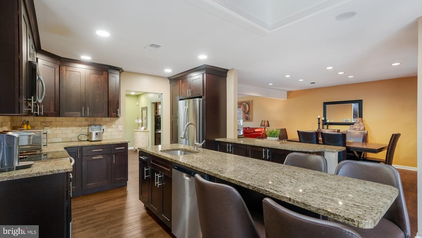 28 Peter Drive photo 9