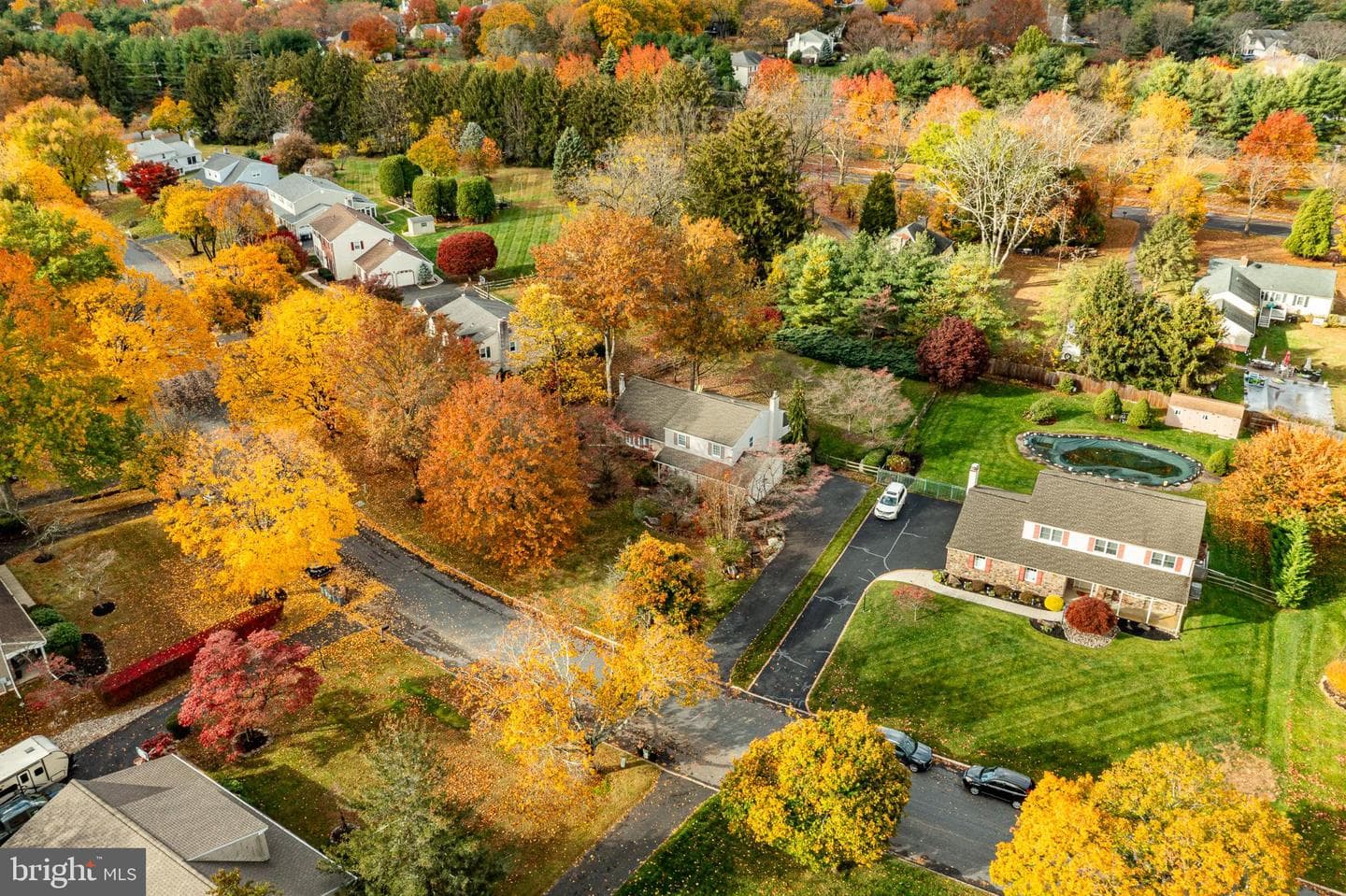44 Shady Lawn Drive photo 2