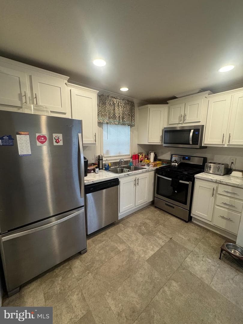 5057 Grace Drive photo 6