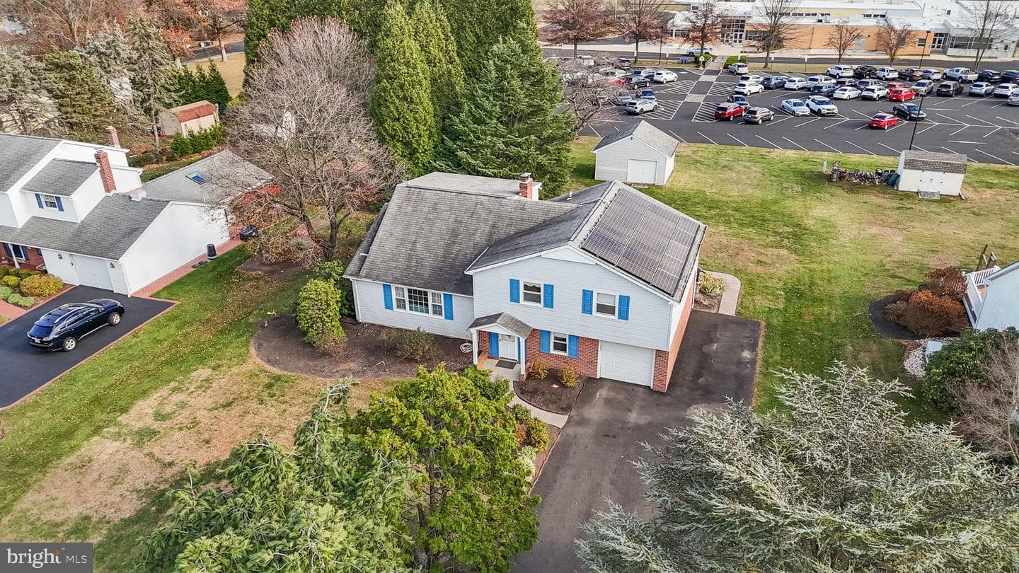 195 Harriet Road photo 47