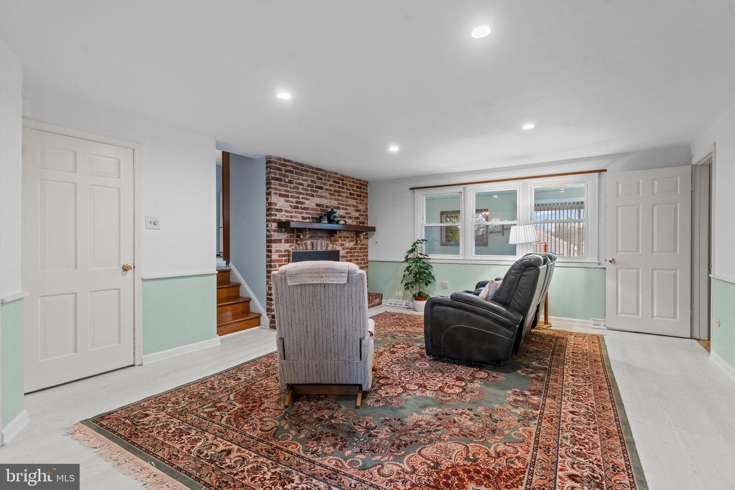 195 Harriet Road photo 5