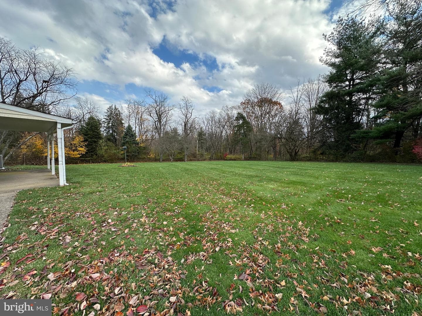 2004 Evergreen Drive photo 37