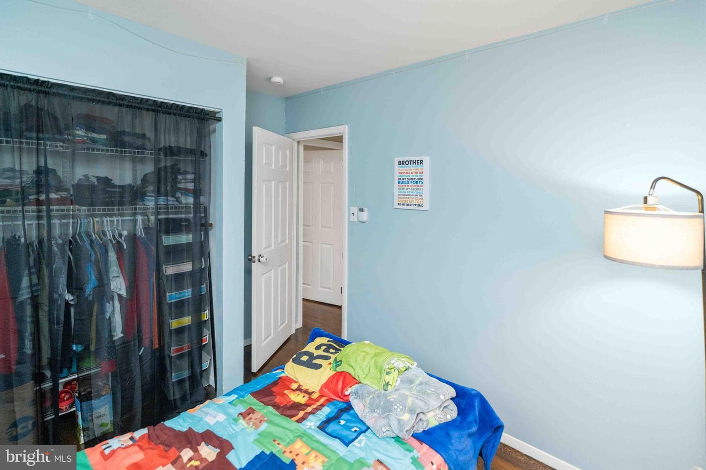 216 Wellington Drive photo 23