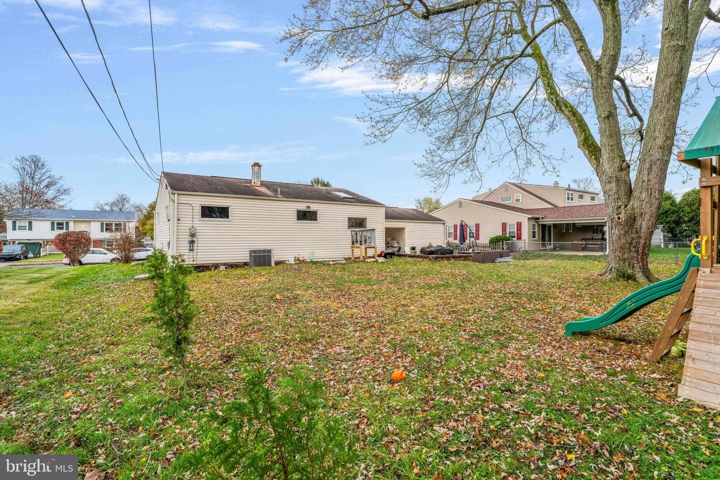 216 Wellington Drive photo 4