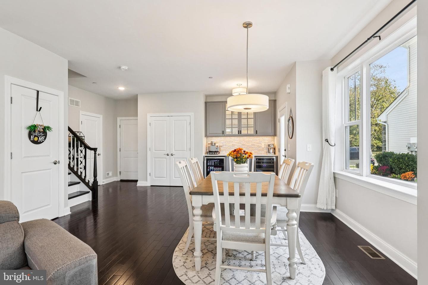 8 Lacey Lane photo 7