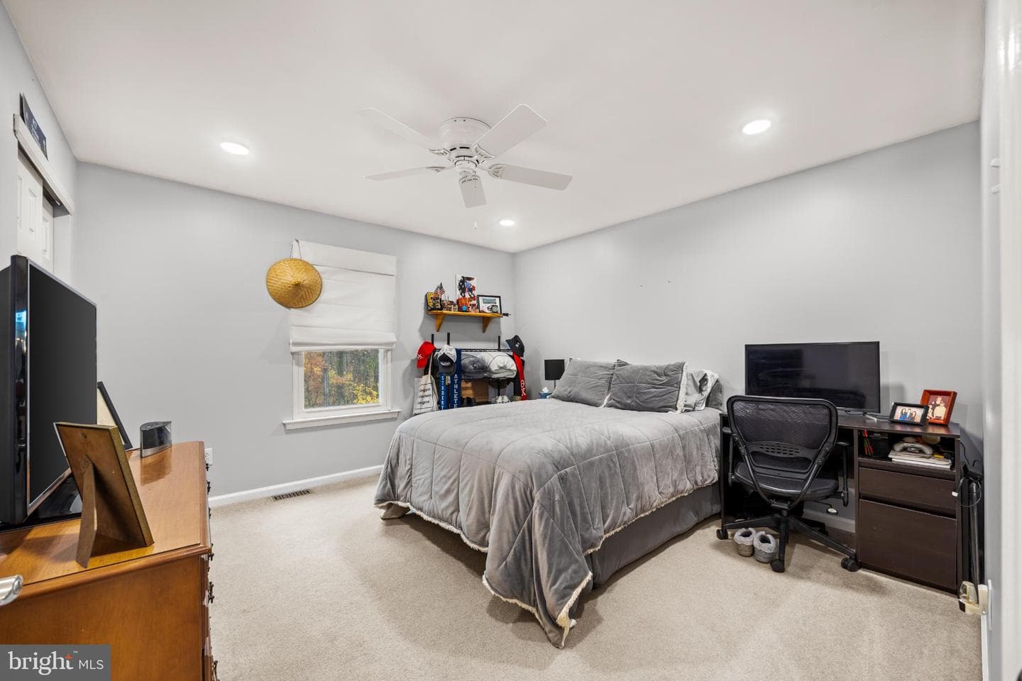 4000 Miriam Drive photo 8