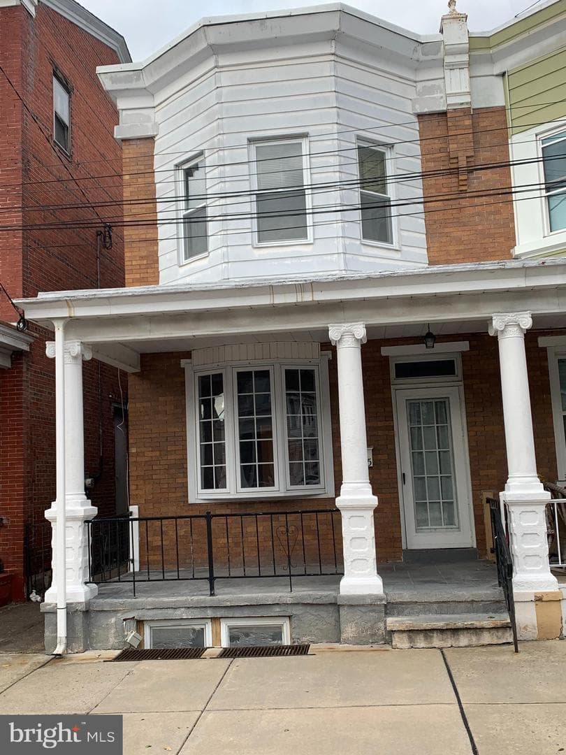 225 Washington Street