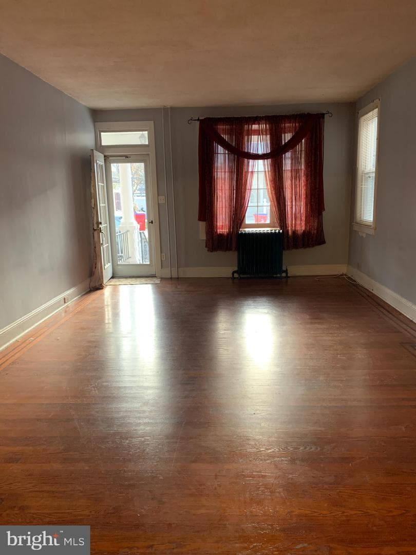 225 Washington Street photo 2