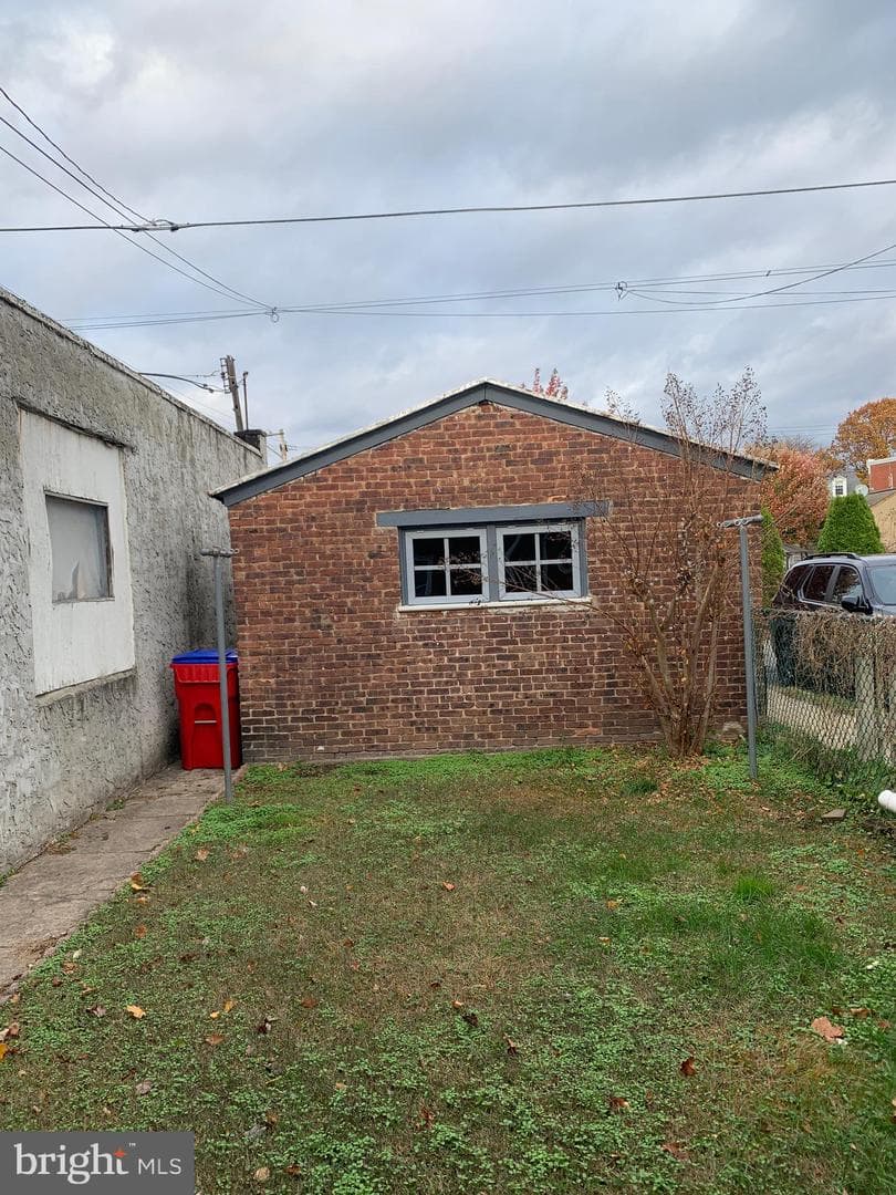 225 Washington Street photo 28