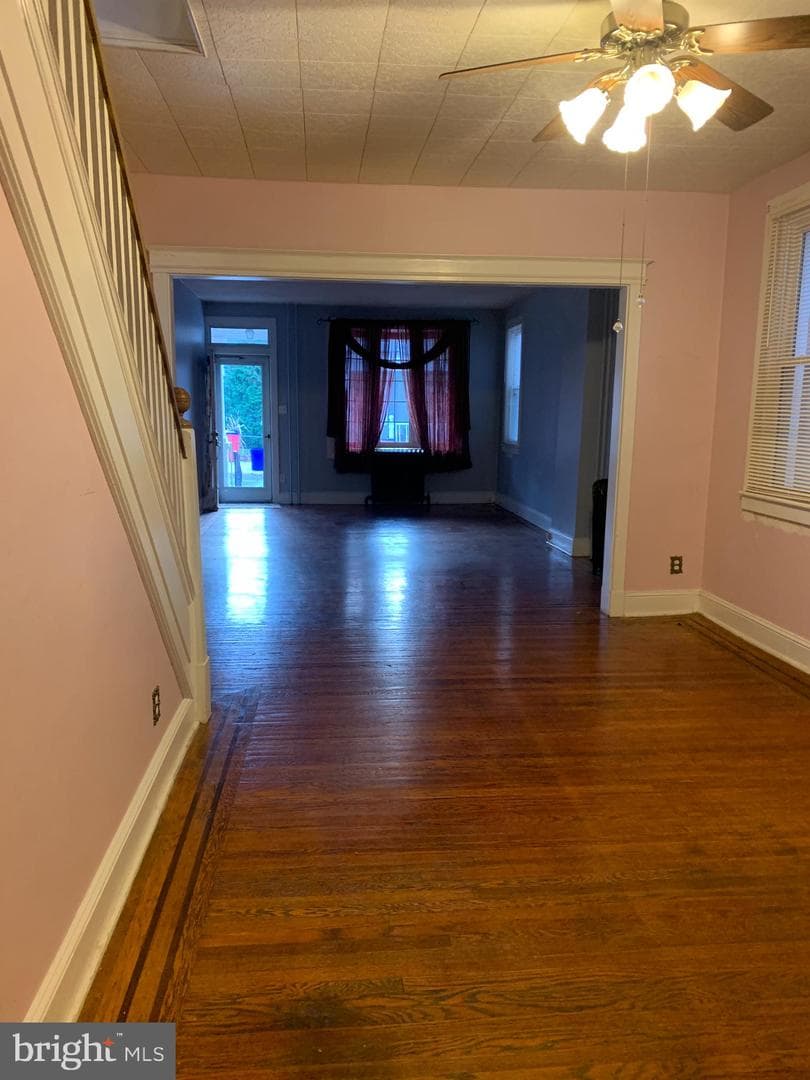 225 Washington Street photo 6