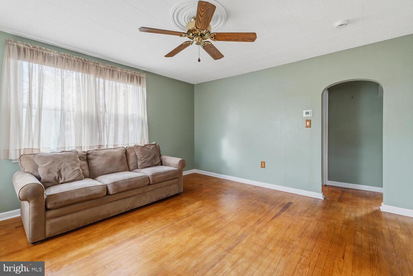 2133 Maple Avenue photo 3