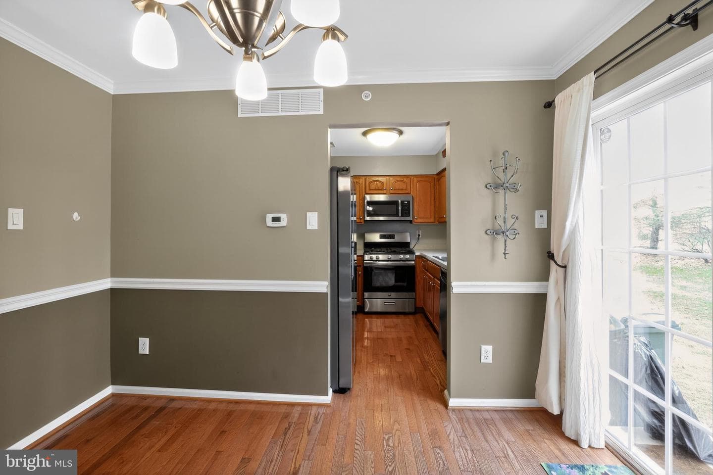 311 Goldenrod Court photo 16