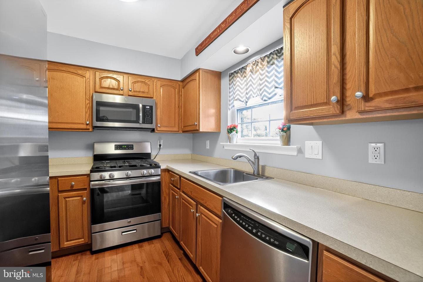 311 Goldenrod Court photo 18