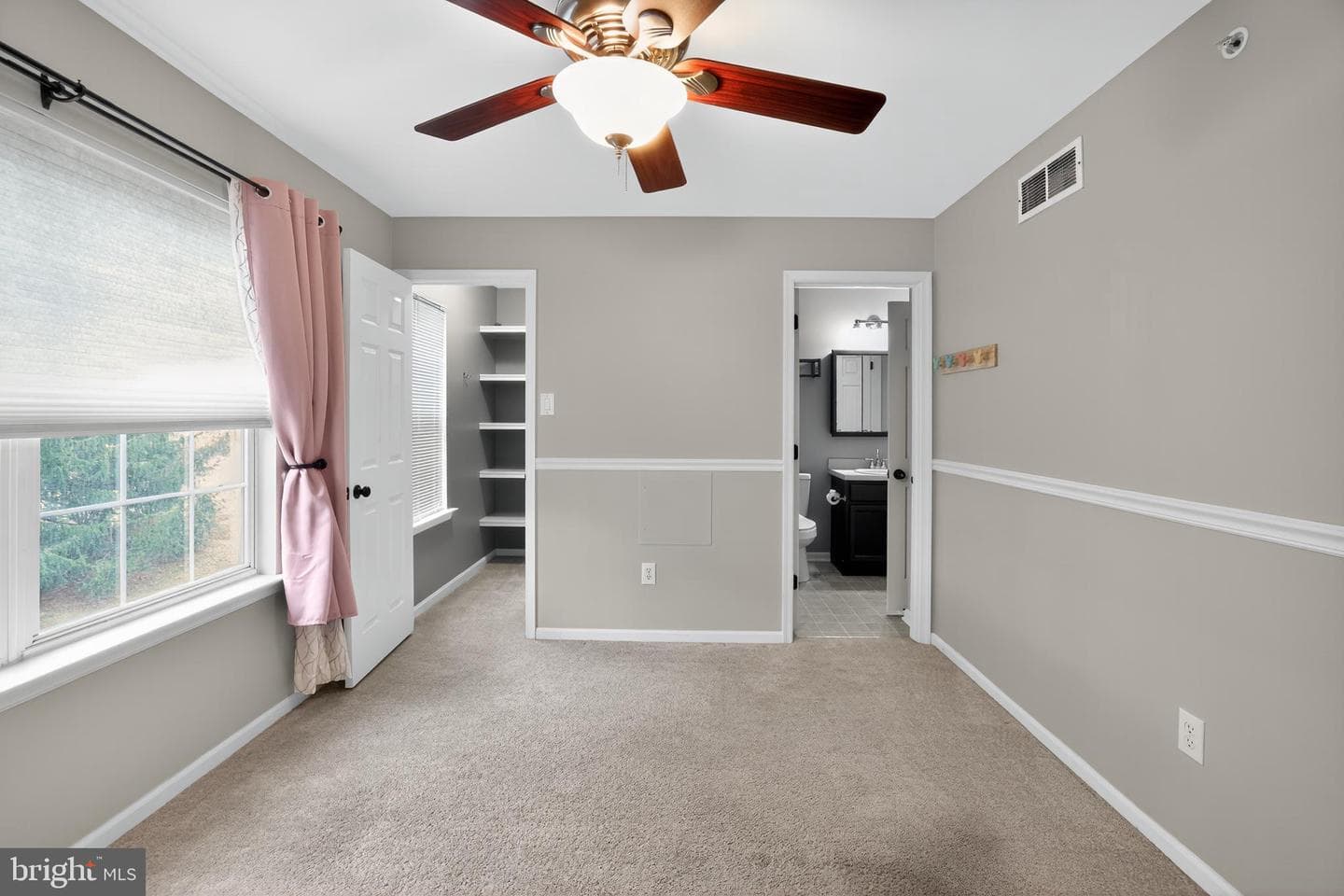311 Goldenrod Court photo 32