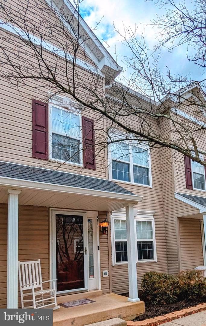 311 Goldenrod Court photo 40
