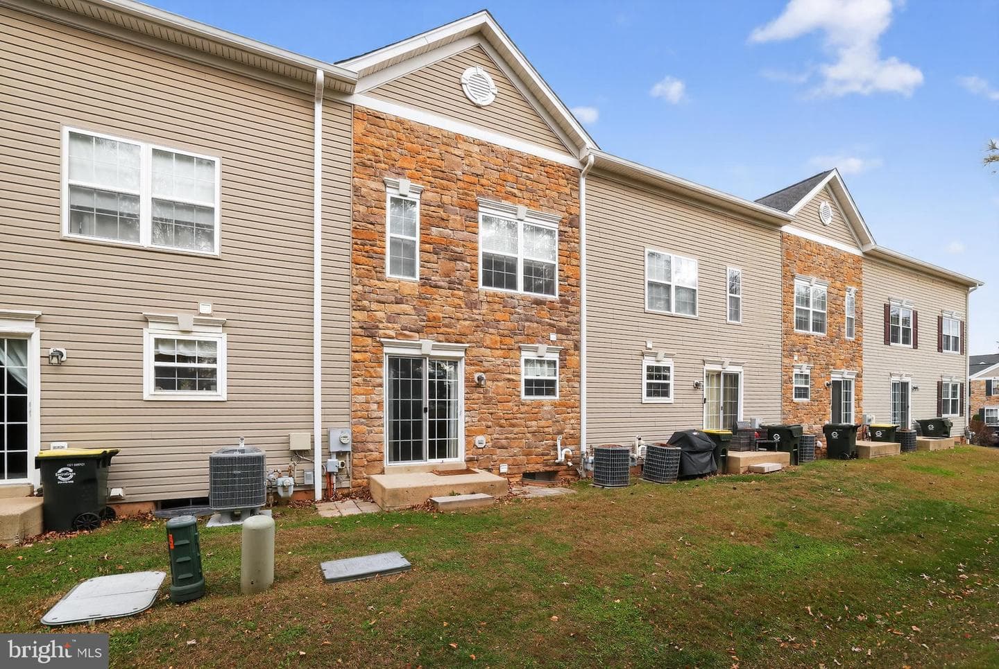 311 Goldenrod Court photo 6
