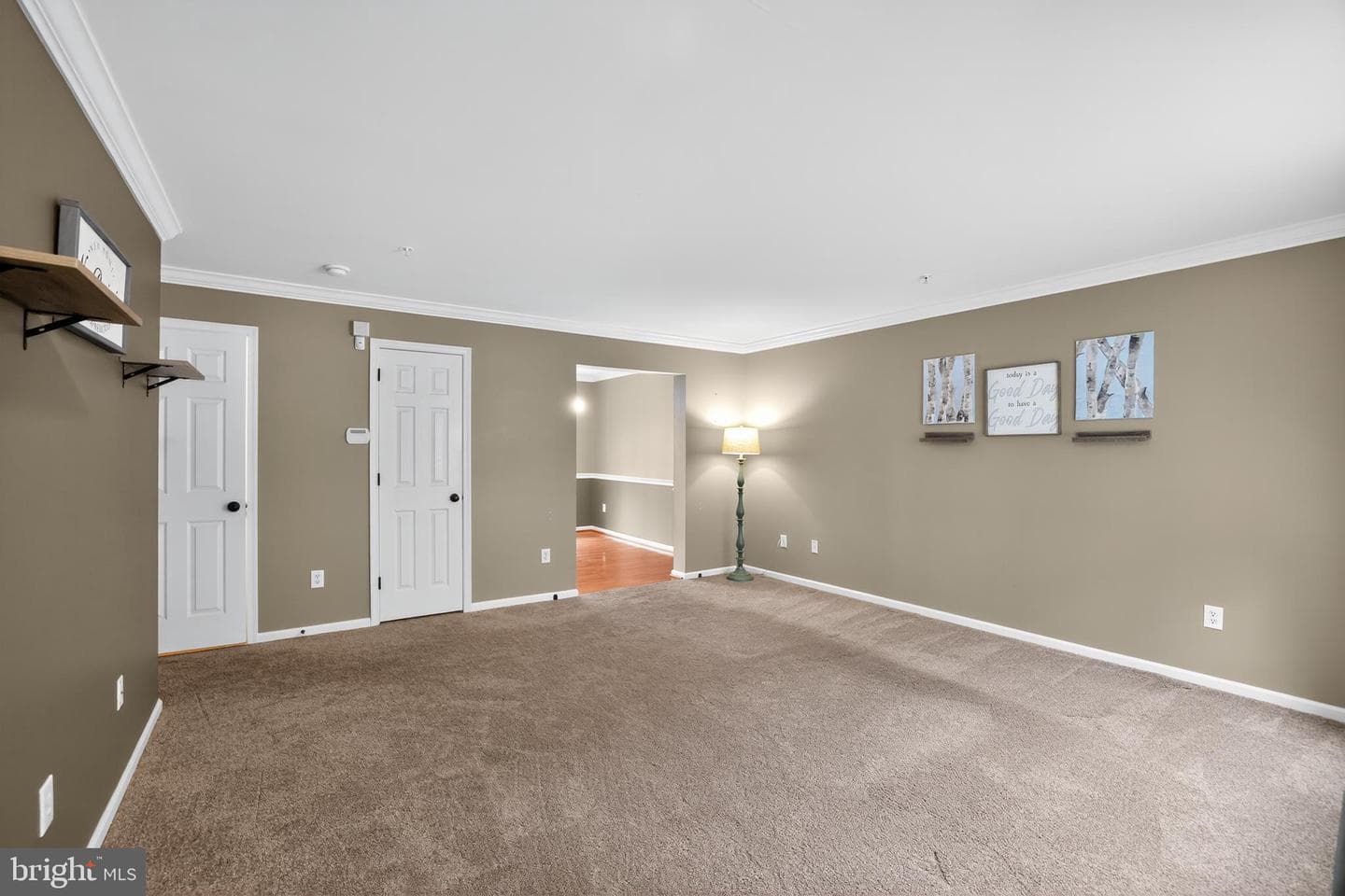 311 Goldenrod Court photo 9