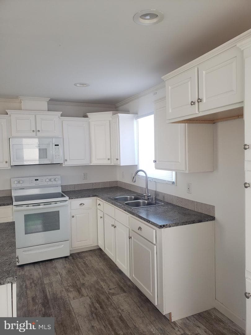 66 Cedar Drive photo 13